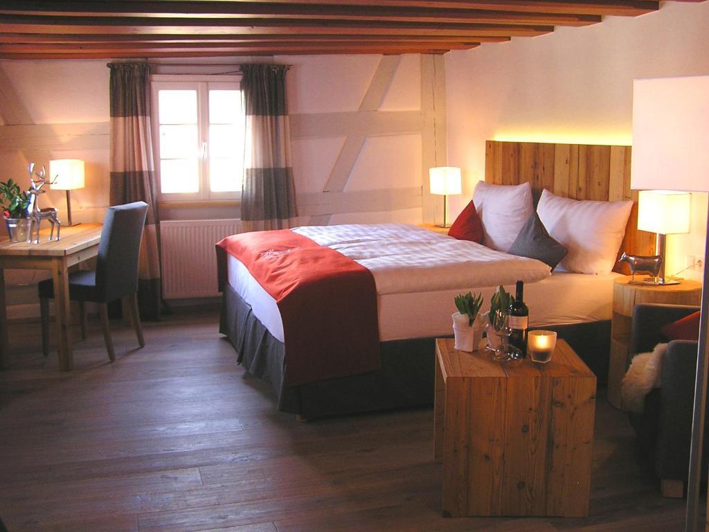 Landgasthof Weisses Lamm Engelthal Екстериор снимка